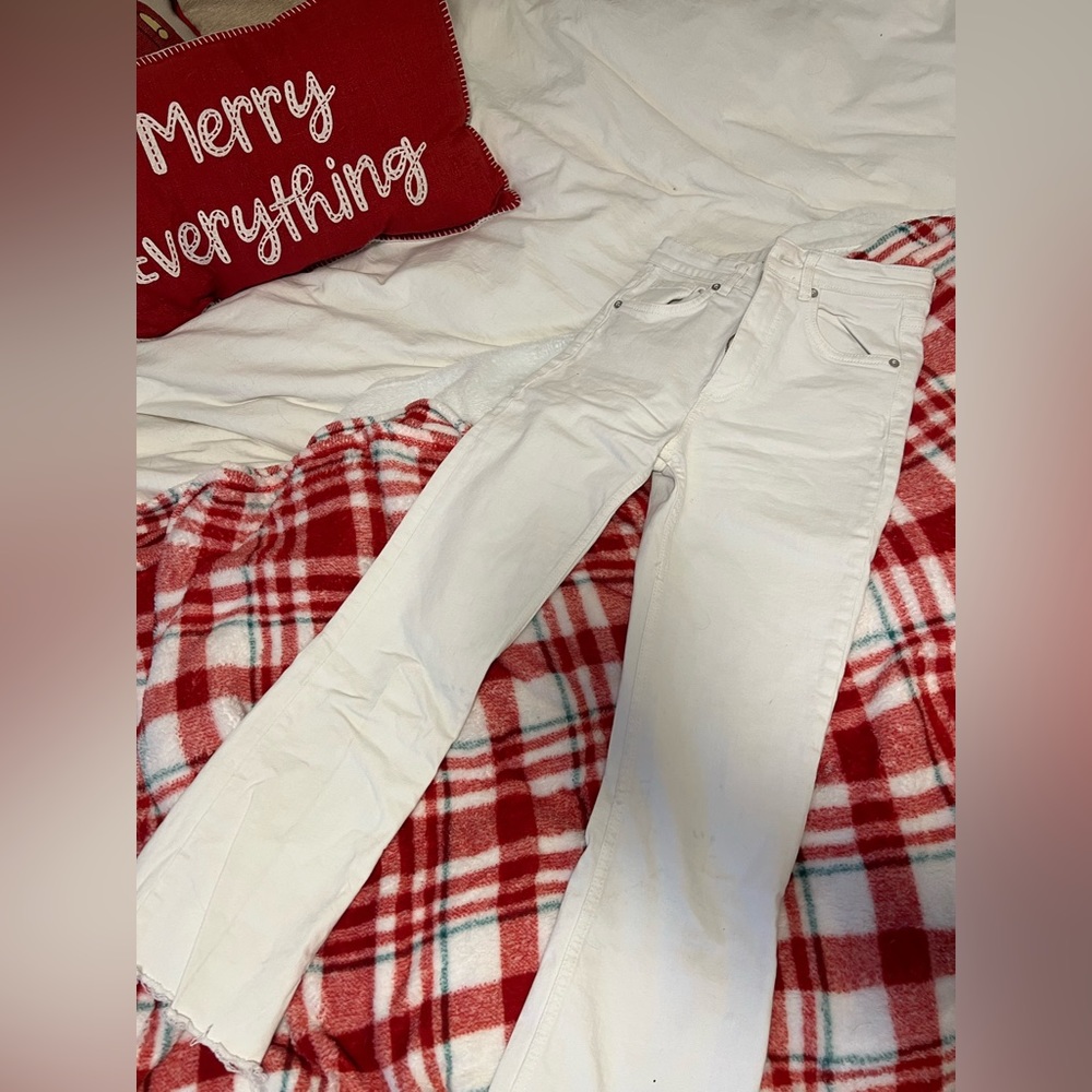 WHITE FLARE CROP JEAN ZARA NWT